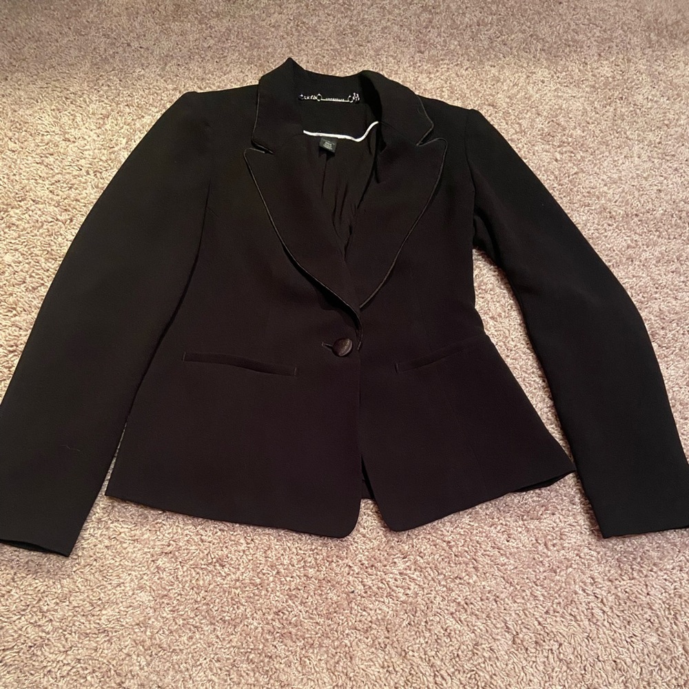 WHBM tuxedo jacket